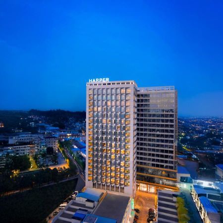 Harper Premier Nagoya Batam Hotell Exteriör bild