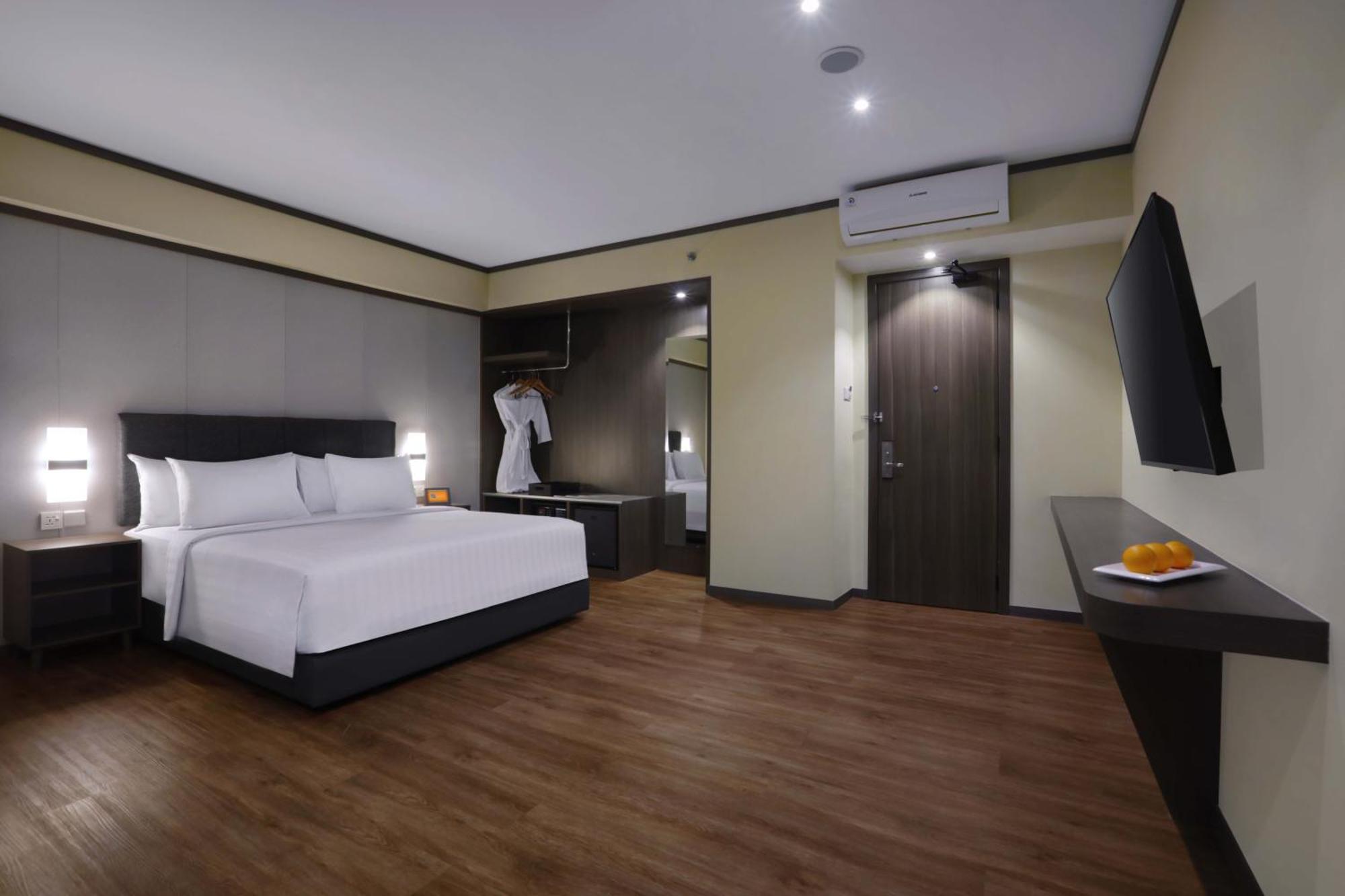 Harper Premier Nagoya Batam Hotell Exteriör bild