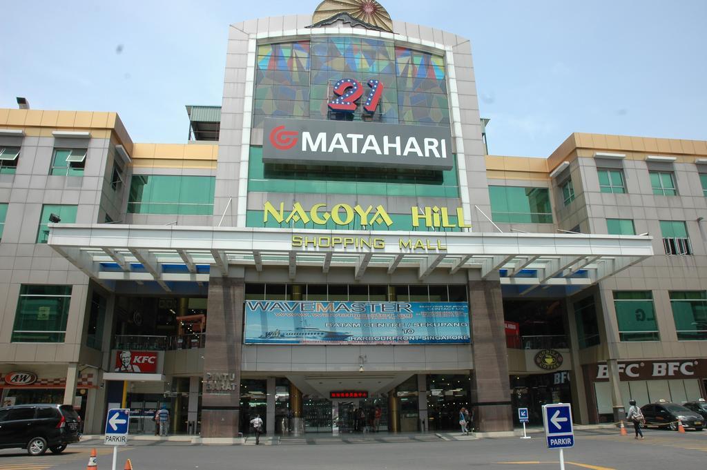 Harper Premier Nagoya Batam Hotell Exteriör bild