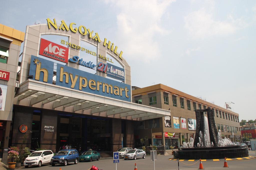 Harper Premier Nagoya Batam Hotell Exteriör bild